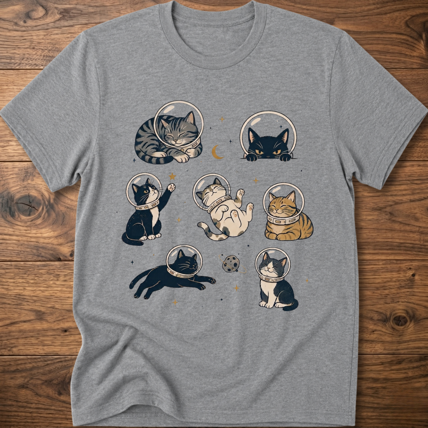 Cats-in-space graphic T-shirt in heather gray, crew neck, cat astronaut print