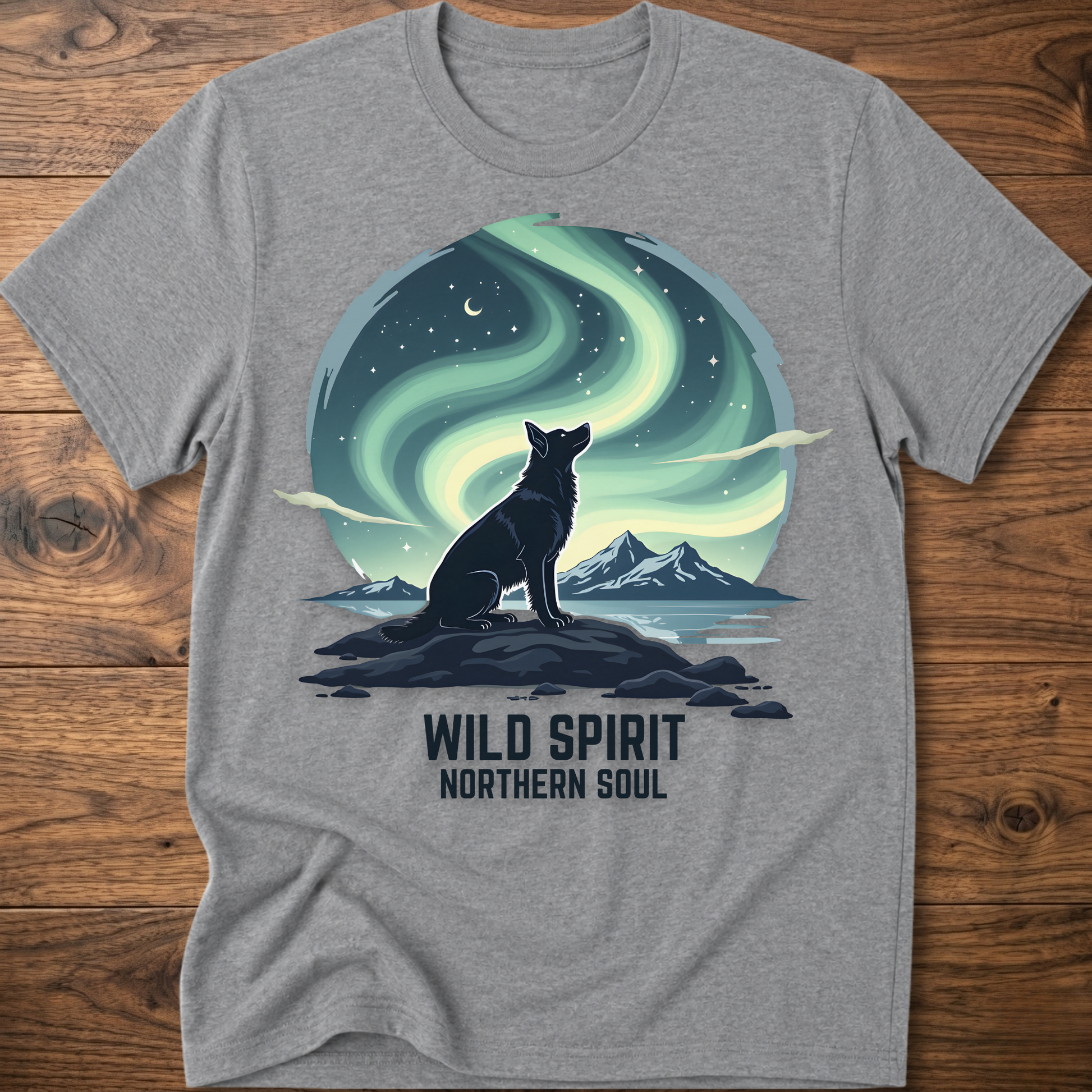 Sport gray crewneck T-shirt with cat aurora graphic and 'WILD SPIRIT NORTHERN SOUL'